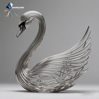 Sculpture de cygne élégante en acier inoxydable - Art abstrait moderne pour la décoration paysagère extérieure