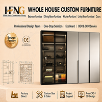 Armoire de chambre à coucher autoportante en bois écologique sur mesure avec grande capacité de rangement pour mobilier de maison moderne