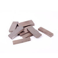 Segment de lame de scie rectangulaire diamantée abrasive 40*15*3.6mm pour la découpe du granit, du marbre, du béton et des pierres dures – OEM disponible