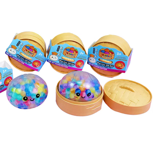 ของเล่นบีบลดความเครียดรูปเกี๊ยวกลิตเตอร์หยดน้ำสีรุ้ง พร้อมกล่อง - Product Image 3