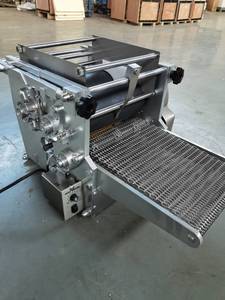 Máquina para Hacer Tortillas de Maíz Industrial Pequeña, Motorizada, de Acero Inoxidable 304, con Capacidad de 30 Piezas/Min, en Venta - Product Image 6
