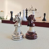 Jeu d'échecs de luxe en marbre avec plateau et pièces - Prêt pour les tournois - Grand jeu d'intérieur