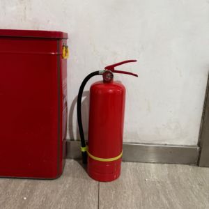 Extintor de Polvo Químico Seco ABC5 ABC de 6 kg, OEM ODM, Grado Industrial, Categoría A, Acero Rojo, Tipo Carl - Product Image 4