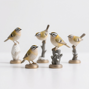 Figurine en résine <span class=keywords><strong>oiseau</strong></span> Goldcrest personnalisée, ornement détaillé en gros pour la décoration intérieure et les objets de collection, OEM/ODM accepté - Product Image 2