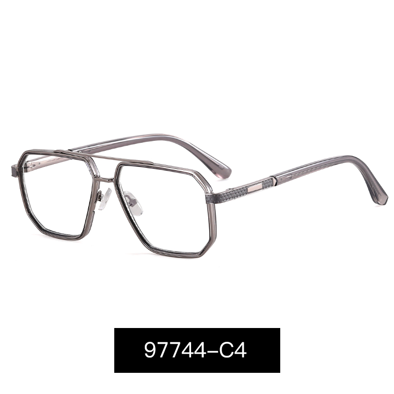 C4 Gris transparent