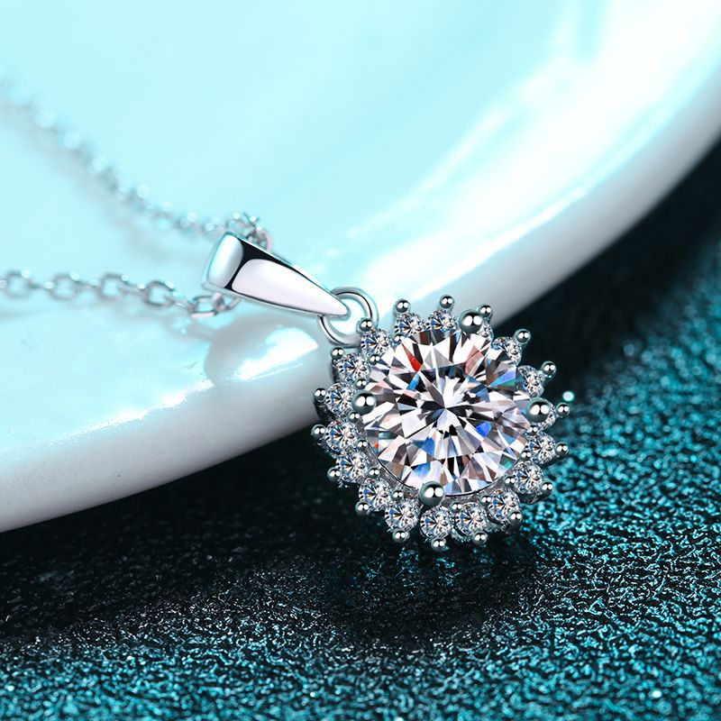 【TATIANA】Moissanite 1 Carat Necklace★送料無料★2色 925 Sterling Silver Big Diamond Necklace - Sunflower Moissanite