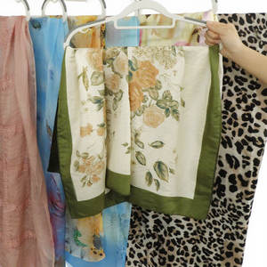 <span class=keywords><strong>Ropa</strong></span> usada de segunda mano para mujer, bufanda de seda para mujer, proveedor mayorista, fardos mixtos a granel, <span class=keywords><strong>ropa</strong></span> para adultos - Product Image 2