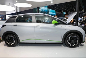 2025 nuovo delfino BYD 2024 nuovi veicoli energetici guida intelligente e edizione gratuita bd delfino piccole auto usate Automobile elettrica - Product Image 3