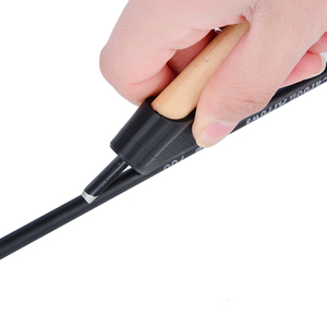 Outil de décapage des plumes de flèche pour le nettoyage des tiges de flèches en <span class=keywords><strong>bois</strong></span> et en métal - Outil de dépose des plumes pour l'archerie - Product Image 2