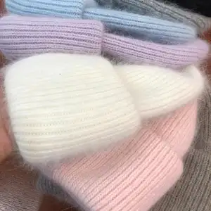 Offre Spéciale OEM logo à la mode vraie fourrure de lapin tricoté casquettes hiver chaud chapeaux femmes Angola laine côtelé tricot chapeau à revers bonnets