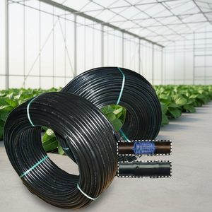 Tuyau <span class=keywords><strong>d</strong></span>'irrigation goutte à goutte en PE de 16 mm à haute uniformité et résistant aux UV, directement de l'usine, pour l'agriculture en champ, les serres, les vergers et l'aménagement paysager - Product Image 1