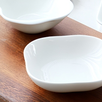 Plat à trempette personnalisé en porcelaine fine OEM ODM pour la maison, les restaurants et le hot pot
