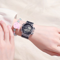 Montre numérique pastel mignonne pour adolescents, montre-bracelet électronique de sport transparente avec bracelet perlé pour un usage quotidien