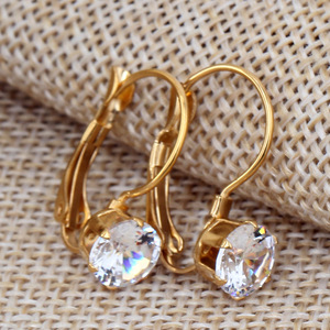 <b>Stud</b> <b>Earrings</b> 7Mm Round Zircon Claw Setting Gold Steel Color Stainless Steel Everyday Wear - Product Image 4