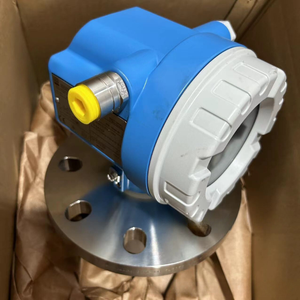 Transmisor de Nivel Ultrasónico Industrial Prosonic FMU40 Original de Alta Estabilidad con Material PVDF y Precisión de +/-2mm - Product Image 4