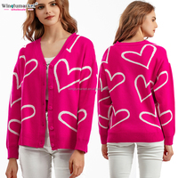 Vente en gros de cardigans en tricot pour dames pulls en forme de cœur rose pull en jacquard personnalisé surdimensionné cardigan en tricot pour femmes