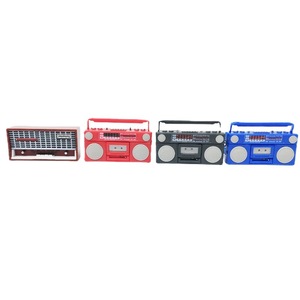Linda radio en miniatura a escala 1/12 para <span class=keywords><strong>casa</strong></span> <span class=keywords><strong>de</strong></span> <span class=keywords><strong>muñecas</strong></span> / Mini grabadora, modelo <span class=keywords><strong>de</strong></span> muebles para <span class=keywords><strong>casa</strong></span> <span class=keywords><strong>de</strong></span> <span class=keywords><strong>muñecas</strong></span>, accesorios <span class=keywords><strong>de</strong></span> decoración, juguete - Product Image 3