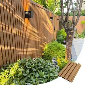 Panneau mural rainuré en WPC imperméable pour extérieur, revêtement mural en composite bois-plastique pour la décoration de la maison - Product Image 5