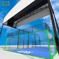 Elektrikli Geri Çekilebilir Çatılı, Temperli Camlı, Suni Çimli, Çelik Konstrüksiyonlu, WPT Onaylı Spor Kulübü İçin Padel Kortu