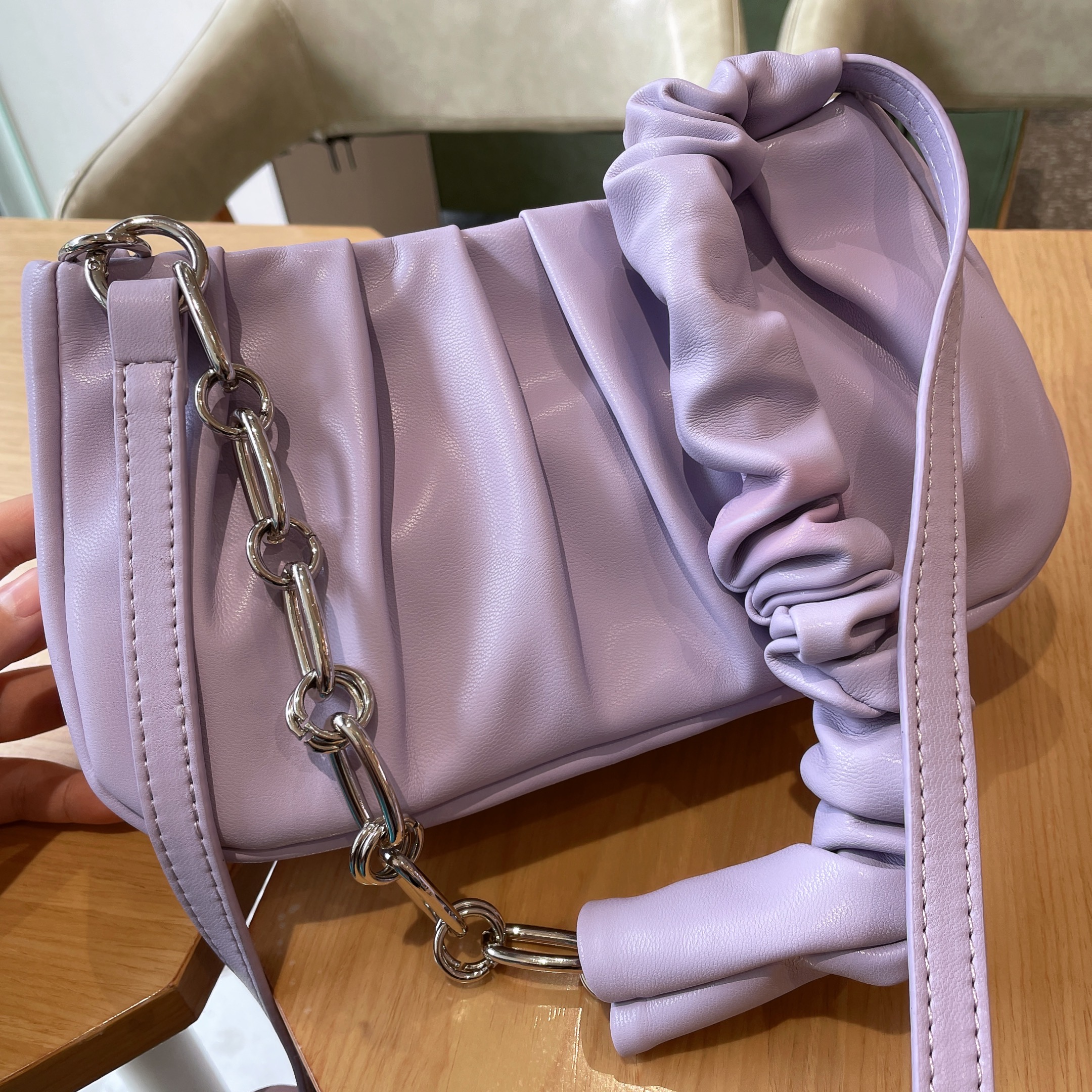 Mini bolsos pequeños de marca para mujer, bolsas de lujo, bufandas de diseñador de muñeca, bolsos de mano