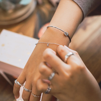 Fabricant d'assurance commerciale en argent Sterling 925 plaqué or 18k, menottes, bracelet nœud, bracelet pour femmes