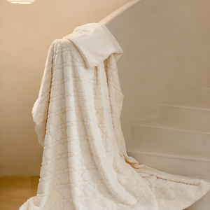 Manta de Invierno de Lujo Ligera de Alta Gama, de Terciopelo de Visón, Lavable a Máquina, Individual, para Viaje, para Mujer - Product Image 3