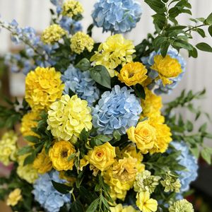 Arco Floral Realista de Seda Sintética en Amarillo Ming y Azul Ahumado para Fondos de Ceremonias de Boda al Aire Libre - Product Image 4
