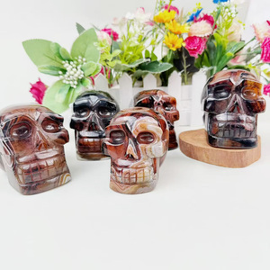 Cráneo de Sardónix Natural de Lujo Tallado a Mano, Escultura con Acabado de Cristal Fino, Apariencia Distintiva para Bienestar Espiritual - Product Image 2