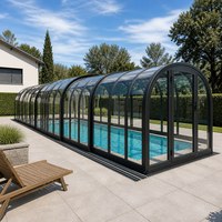 Solarium moderne à toit plat, véranda en verre, véranda en aluminium, verre trempé, vue panoramique, salon extérieur, terrasse, jardin, sur mesure