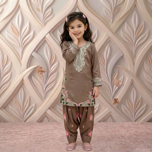Conjunto de Salwar y Pantalón Bordado para Niñas con Dupatta, Kurta Étnica Marrón, Traje Punjabi para Bodas y Fiestas - Product Image 1