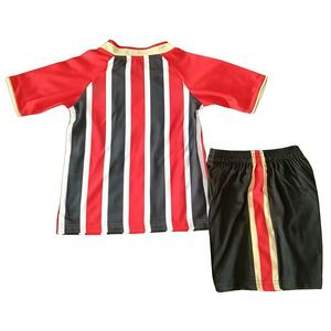 Ismarlama gençlik futbol dişli: erkek ve kız takımları için yüceltilmiş tasarımları ile komple özelleştirilmiş futbol takımları - Product Image 2