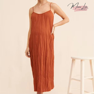 Robe de maternité froissée à la mode pour femmes enceintes, vêtements d'allaitement, collection de vêtements de maternité - Product Image 1