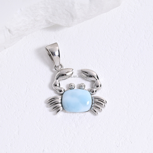 Colgantes de Larimar con Diseño de Vida Marina, Corte Ovalado y Corte Trillón, Venta al por Mayor - Joyería de Tesoro Natural del Caribe - Product Image 1