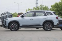 Expédition Rapide Hyundai IX35 2025 – Nouvelle Voiture Familiale 2.0L GLX GLS DLX LUX – SUV Essence Économique pour Adultes