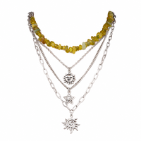 Nouveau collier superposé avec pendentif lune en pierres irrégulières pour femme, style vacances, perles