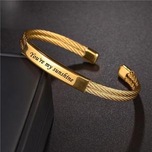 2023 Bracelets sans ternissement câble métallique en acier inoxydable <span class=keywords><strong>Bracelet</strong></span> ouvert <span class=keywords><strong>Bracelet</strong></span> de manchette personnalisé de haute qualité pour femmes hommes - Product Image 1