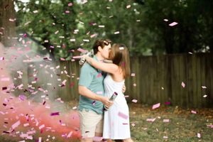 Confetti Shooter biodegradabile a prova di fiamma Party Popper coriandoli da esterno e da interno con foglio di <span class=keywords><strong>cuore</strong></span> rosso forme di coppia di San Valentino - Product Image 6