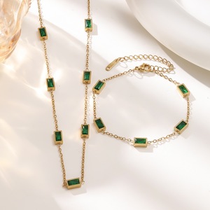 <span class=keywords><strong>Collier</strong></span> pendentif transfrontalier polyvalent, style Ins, avec serti géométrique, sportif, en acier inoxydable 304 électroplaqué, luxe léger - Product Image 2