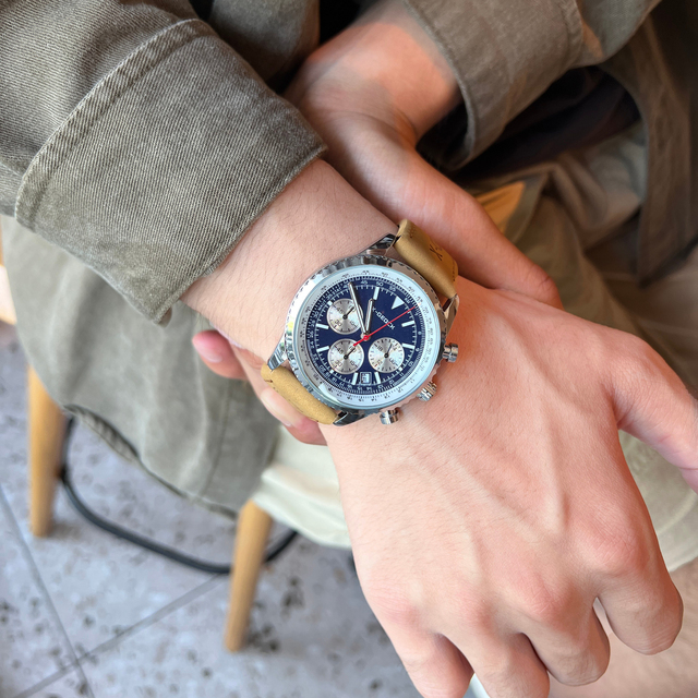 X-GEQCK Luxury New Design Leather Men's Quartz Watches Waterproof Luminous Chronograph Watch for Men