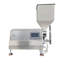 Machine de remplissage de crème glacée semi-automatique à pompe avec moteur et engrenage pour la compatibilité liquide/gel