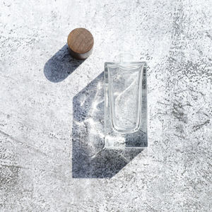 Premium Vintage Glass Perfume Bottle 30ml 50ml 100ml Capacity Square Flat Shape with Wooden Cap Unique Fragrance <b>Spray</b> - Product Image 2