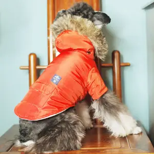 애완 동물 의류 의류 도매 럭셔리 디자이너 개 옷 Ropa De Perro 다운 호흡기 겨울 따뜻한 자켓 개 코트