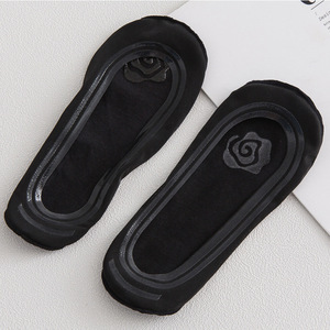 Calzini da Donna in Cotone Stampato, Sottili Estivi, Invisibili, con Fondo in Silicone Antiscivolo e Fissaggio Sicuro del Tallone - Product Image 4