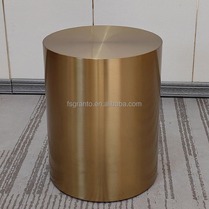 Đồ Nội Thất Phòng Khách Nhỏ Vòng Bàn Cà Phê Vàng Thép Không Gỉ Bên Bảng Kim Loại Phân - Product Image 1