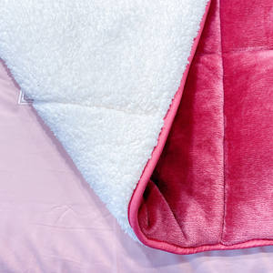 لحاف مبطن ، الأكثر مبيعًا بطانية صوف الضأن غطاء بطانية بطانية صوف مرجاني سميك بطانية بلون سادة للبيع بالجملة مخصص - Product Image 3