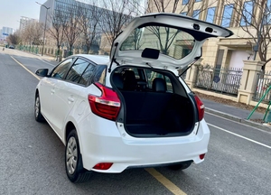 Toyota <span class=keywords><strong>Yaris</strong></span> L 1.5E CVT Sport Upgrade Edition <span class=keywords><strong>2019</strong></span>, Automático, Usado, en Stock, Envío Rápido - Product Image 5