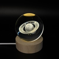 Venta al por mayor moderna 60mm K9 cristal LED pantalla noche luz 3D láser grabado Luna universo serie bola USB recargable 5V batería