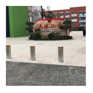 Высокое качество 304 из нержавеющей стали гидравлический бордовый отражающий ленточный Автоматический подъемный противоударный изоляционный барьер - Product Image 4