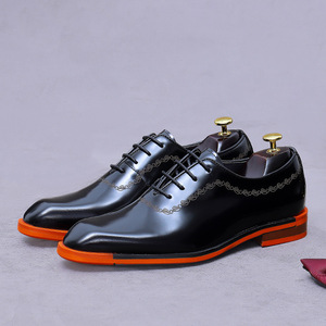 Business formal leather shoes for men - polished high-end textured black leather handcrafted Oxford style business groom shoes - Product Image 6