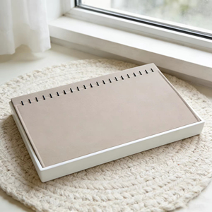 Plateaux de présentation de bijoux empilables de luxe, modernes et élégants, faits à la main, en cuir PU, pour colliers, bagues, boucles d'oreilles et bracelets - Product Image 1